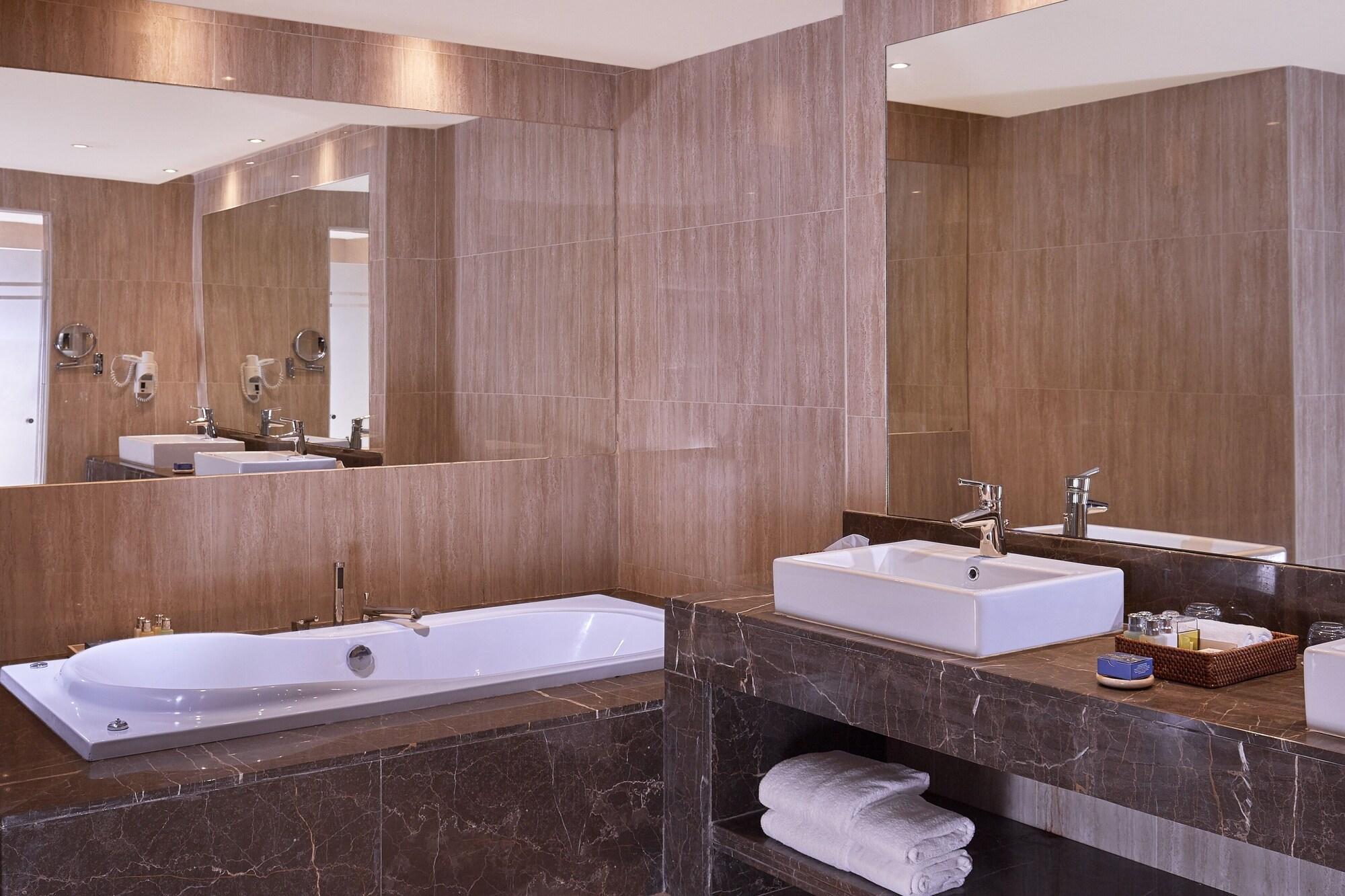 Jaz Elite Crystal, Almaza Bay Hotel Mersa Matruh Ngoại thất bức ảnh